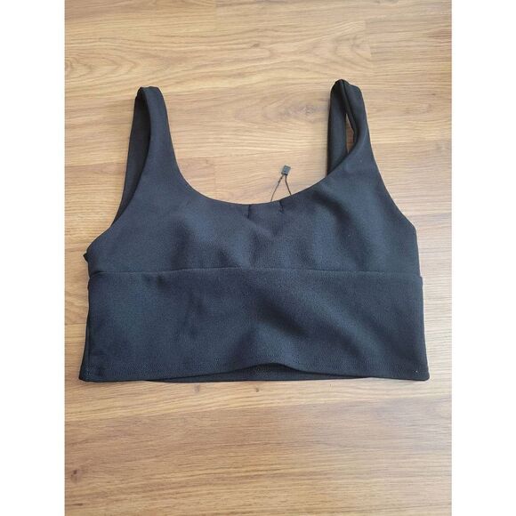 Pretty Little Thing Women's Crop Top Size 6 - Picture 3 of 6
